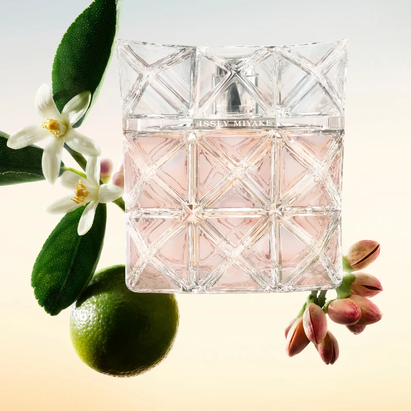 Issey Miyake Lumière D'Issey Eau de parfum