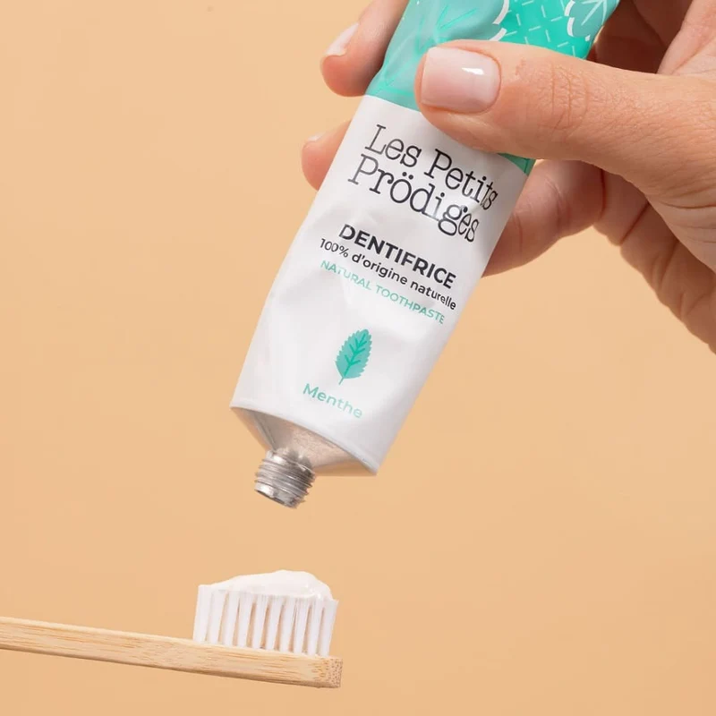 Le Dentifrice Menthe en tube