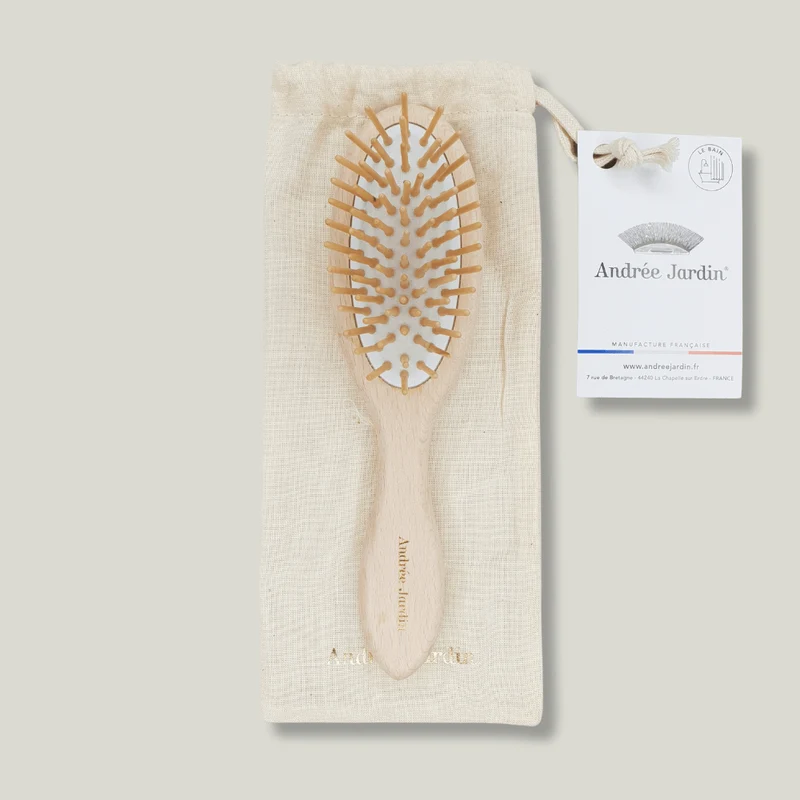 Petite brosse démêlante naturelle
