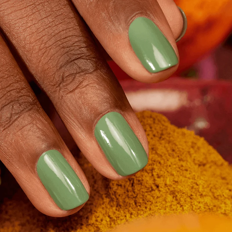 Manucure vernis classique Green