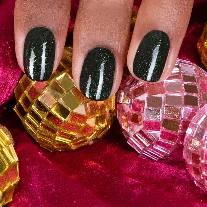 Manucure vernis Led Green Flash