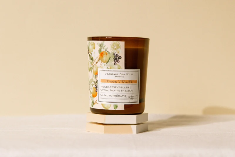 Bougie Vitalité Soleil de Méditerranée 180G L'Essence des Notes