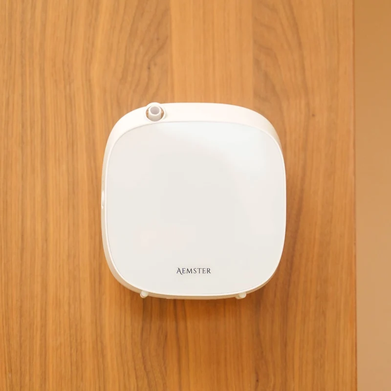 Bundle: Wally White, Aroma Diffuser + 15ml Kelp Forest