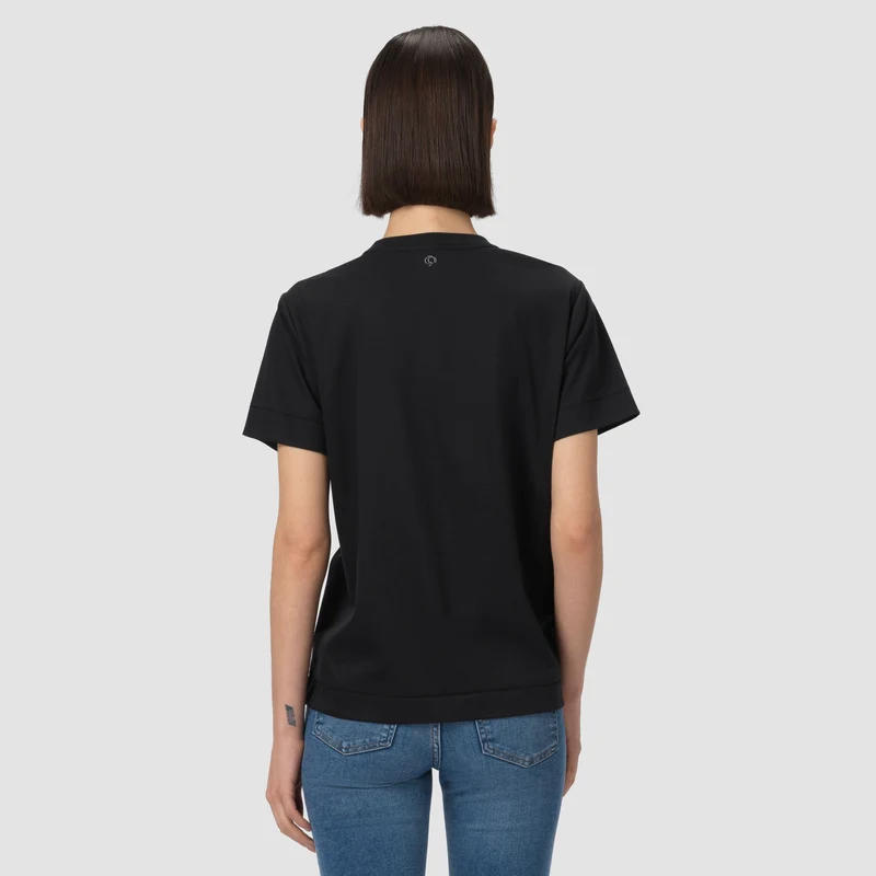 Sophie Tee - Black Noir