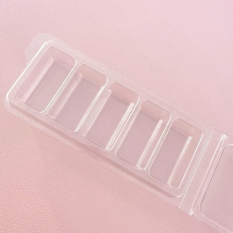 5 Separate Segment Clamshells