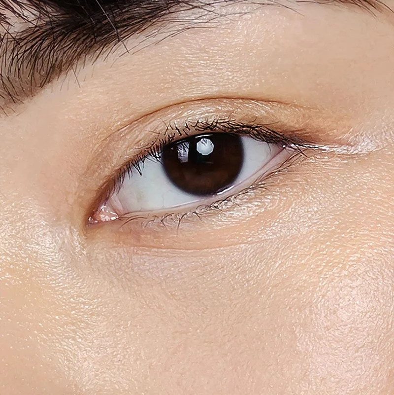 Correcteur anti-cernes liquide lumineux (différentes teintes)