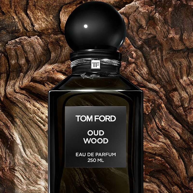 Tom Ford Oud Wood - Lotion hydratante pour le corps