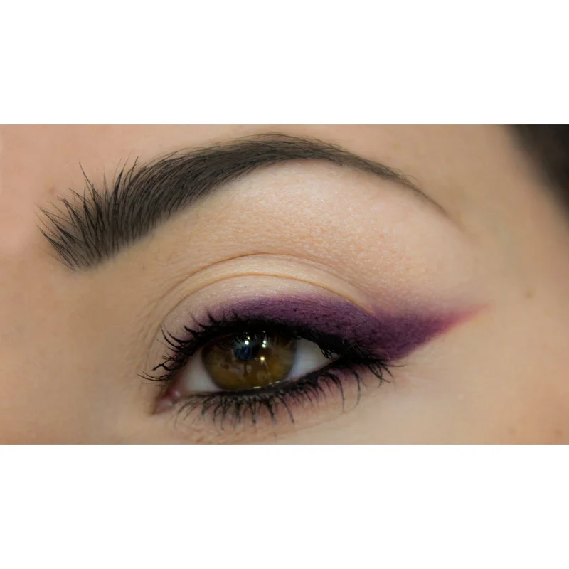 ACCESSOIRES ≡ Crayon A Lèvres & Sourcils