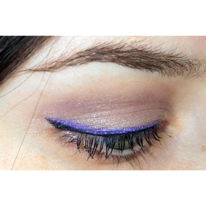 ACCESSOIRES ≡ Crayon A Lèvres & Sourcils