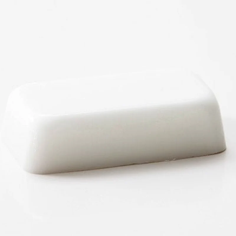 Base de shampooing solide fondre et verser