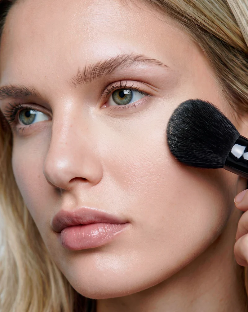 Poudre libre transparente avec une finition soyeuse Nutridome