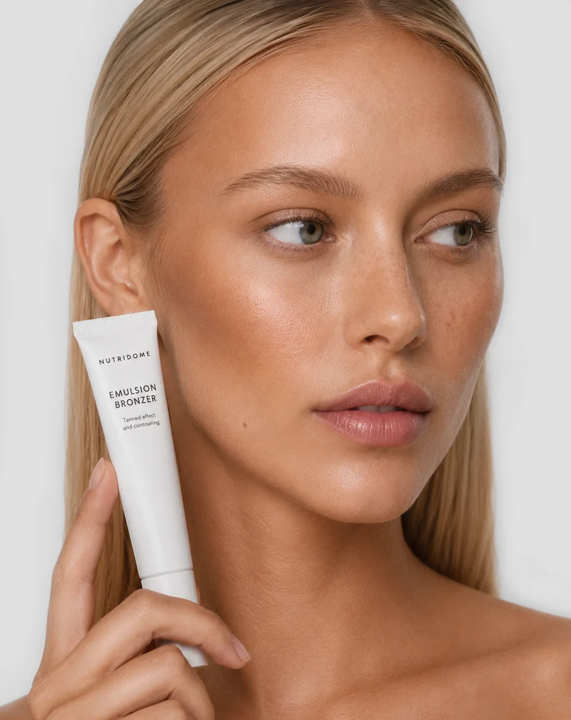 Bronzer liquide pour le visage formule longue tenue et effet naturel Nutridome