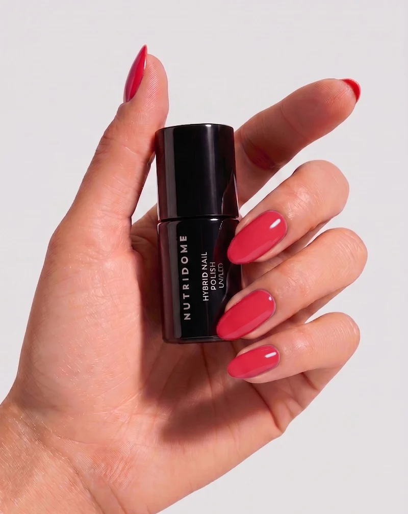 Vernis semi-permanent pour ongles UV/LED Blushing Ember 015 Nutridome