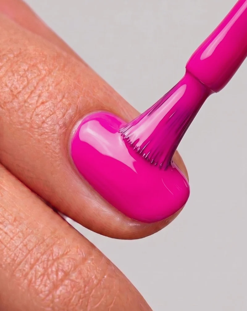 Vernis semi-permanent pour ongles UV/LED Pink Bloom 014 Nutridome