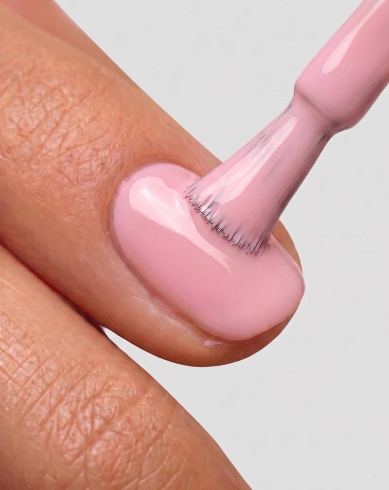 Vernis semi-permanent pour ongles UV/LED Petal Blush 010 Nutridome