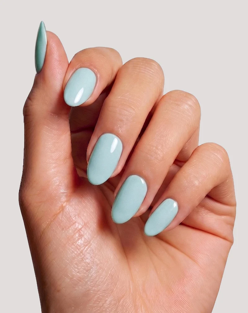 Vernis semi-permanent pour ongles UV/LED Pistachio Cream 002 Nutridome