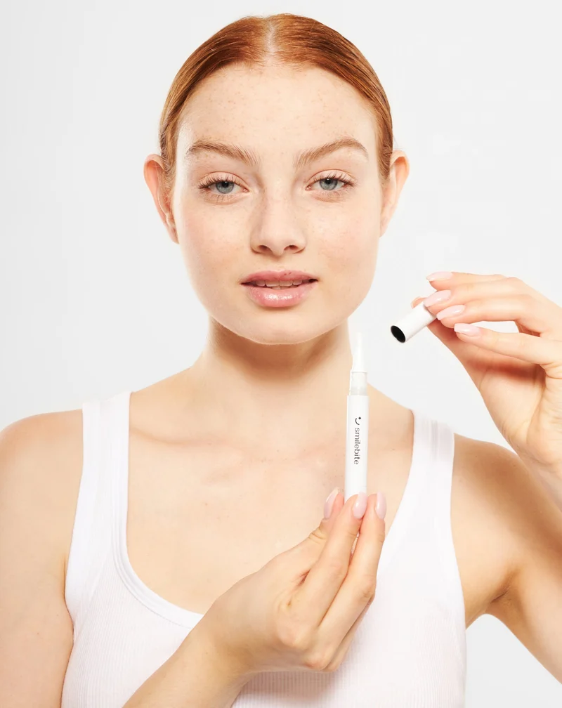 Smilebite Light & Bright LED Kit de blanchiment des dents + 2× Whitesmile Serum™