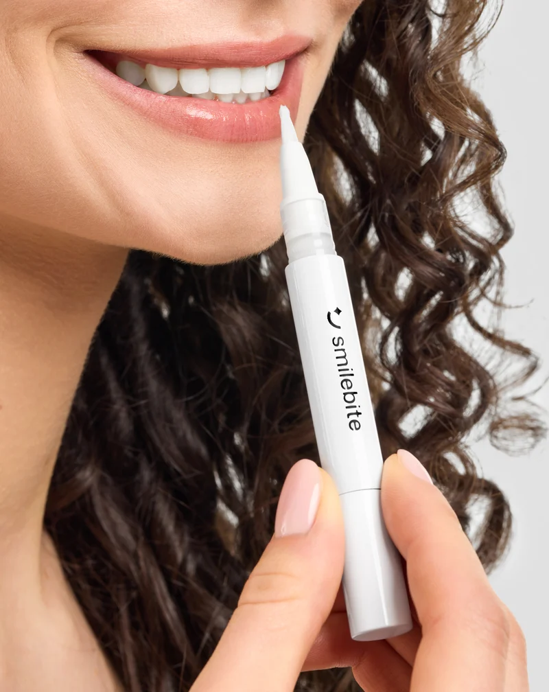 Smilebite Light & Bright LED Kit de blanchiment des dents + 2× Whitesmile Serum™