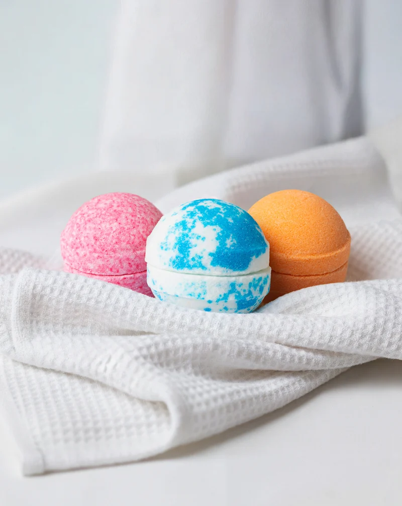 Boule de bain effervescente Nutridome, hydratante et nourrissante pour la peau