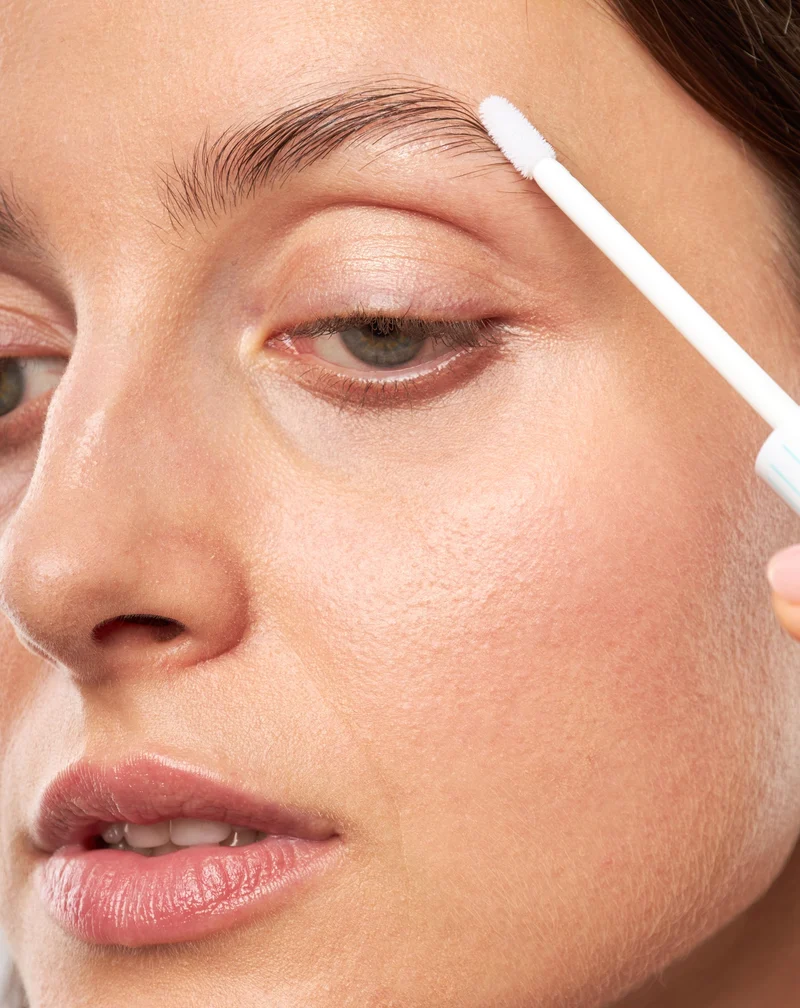Conditionneur de sourcils renforçant aux extraits d'ortie et de ginseng Brow Orphica