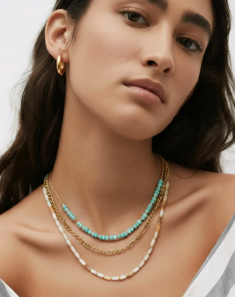 Collier plaqué or avec pierres naturelles turquoise africaine et amazonite Mys