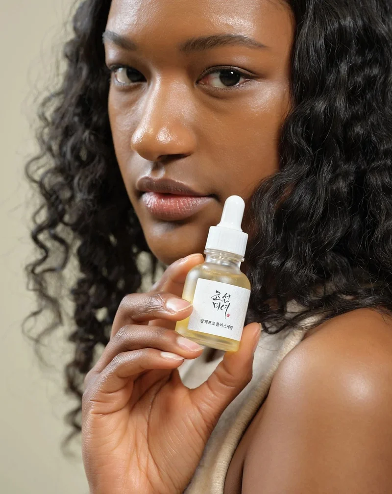 Sérum apaisant et illuminant pour le visage à la propolis et au niacinamide Beauty of Joseon