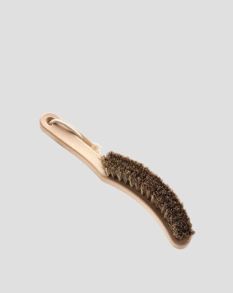 Brosse de massage sèche pour le corps semi-circulaire No. 16 avec mélange de fibres HHUUMM