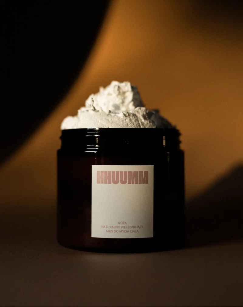Nettoyant corporel naturellement nourrissant au parfum de rose HHUUMM