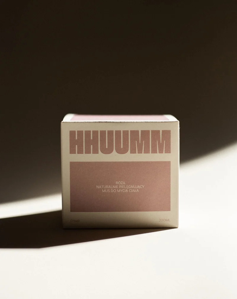 Nettoyant corporel naturellement nourrissant au parfum de rose HHUUMM