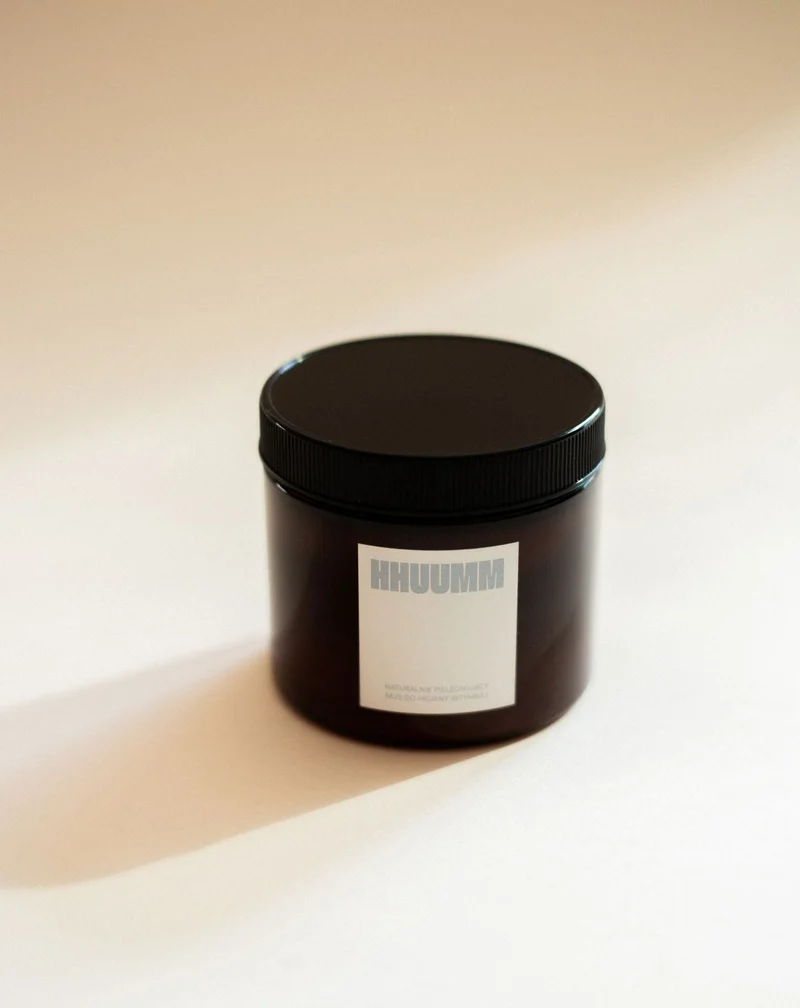 Mousse d'hygiène intime naturellement soignante avec la formule douce HHUUMM