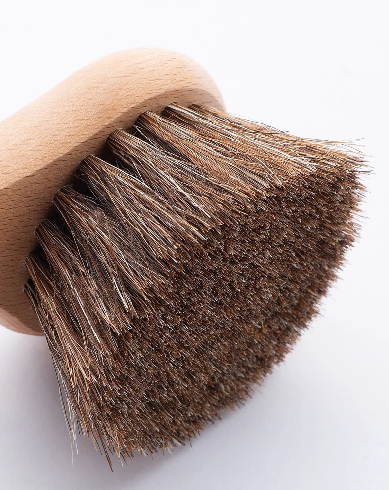 Brosse ronde de massage et de nettoyage du visage No. 15 en crin de cheval HHUUMM