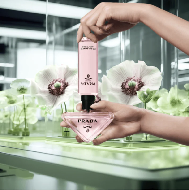 Prada Paradoxe - Virtual Flower