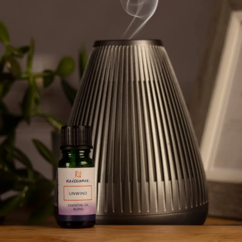 Unwind - Synergie Relaxante d'Huiles Essentielles BIO 10ml - Ylang-Ylang, Lavande, Mandarine, Romarin, Muscade