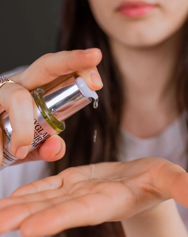 Elixir capillaire lissant à l’acide hyaluronique et à la soie végétalienne Auna