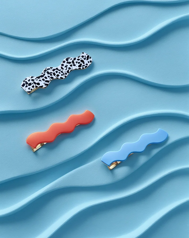 Set de barrettes wavy - marbrées, bleues et rouges de Twisty - 3 pcs.
