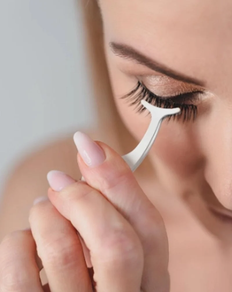 Faux cils en bande 2d à usage répété à effet naturel Extraordinary Doll Bamm!Lashes