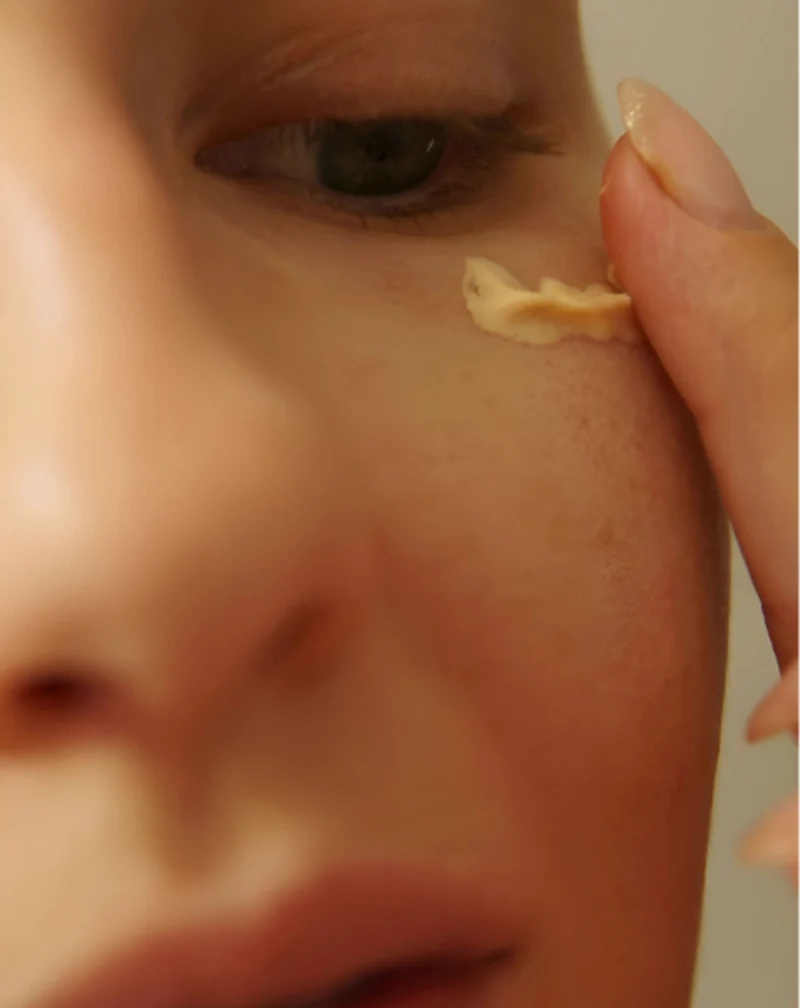 Crème de jour et de nuit éclaircissante pour les yeux à la caféine et au coenzyme Q10 Manilu