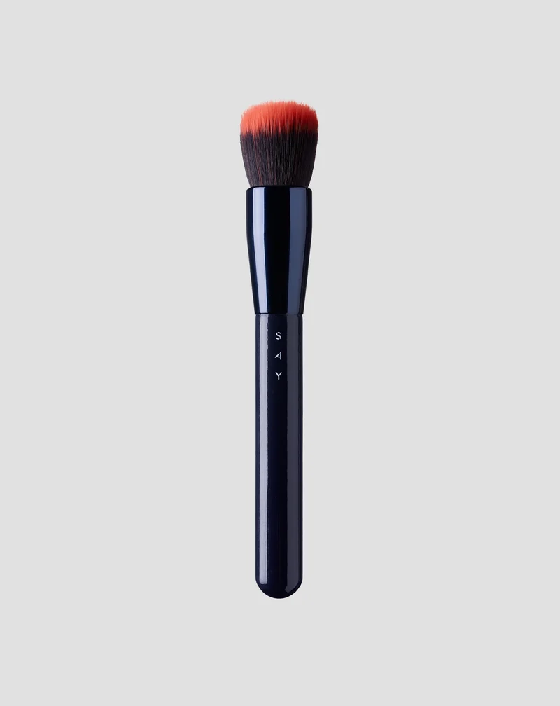 Pinceau pour fond de teint avec deux longueurs de poils pour une couvrance progressive N° 8 Say Makeup