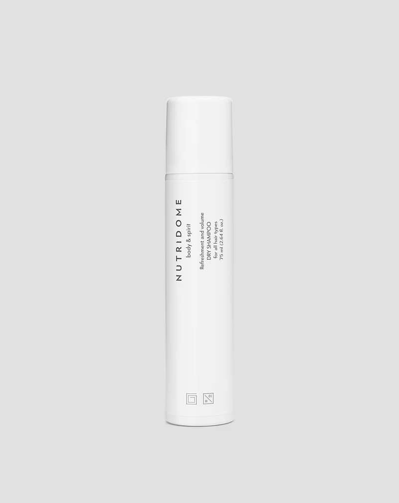 Shampoing sec Nutridome pour cheveux foncés redonne de la fraîcheur et du volume