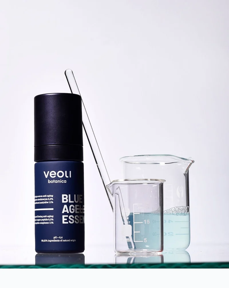 Sérum anti-âge Blue ageless essence au peptide de cuivre et aux complexes peptidiques Veoli Botanica