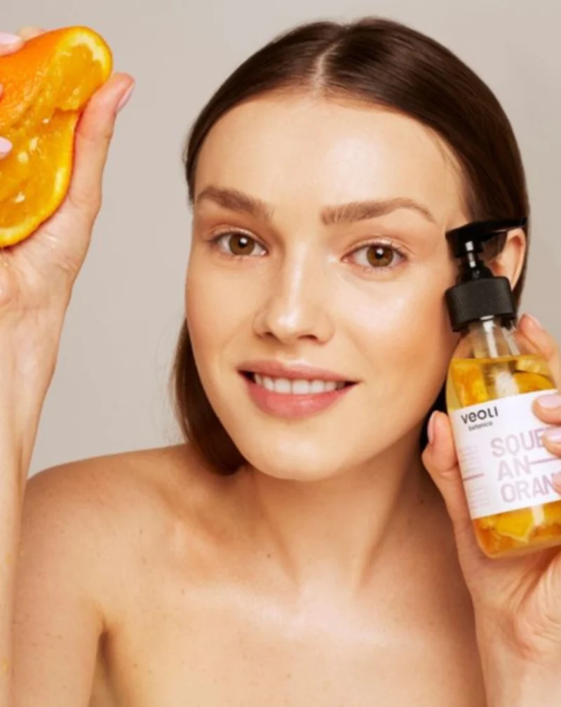 Huile démaquillante émulsifiante et Spf squeeze an orange Veoli Botanica