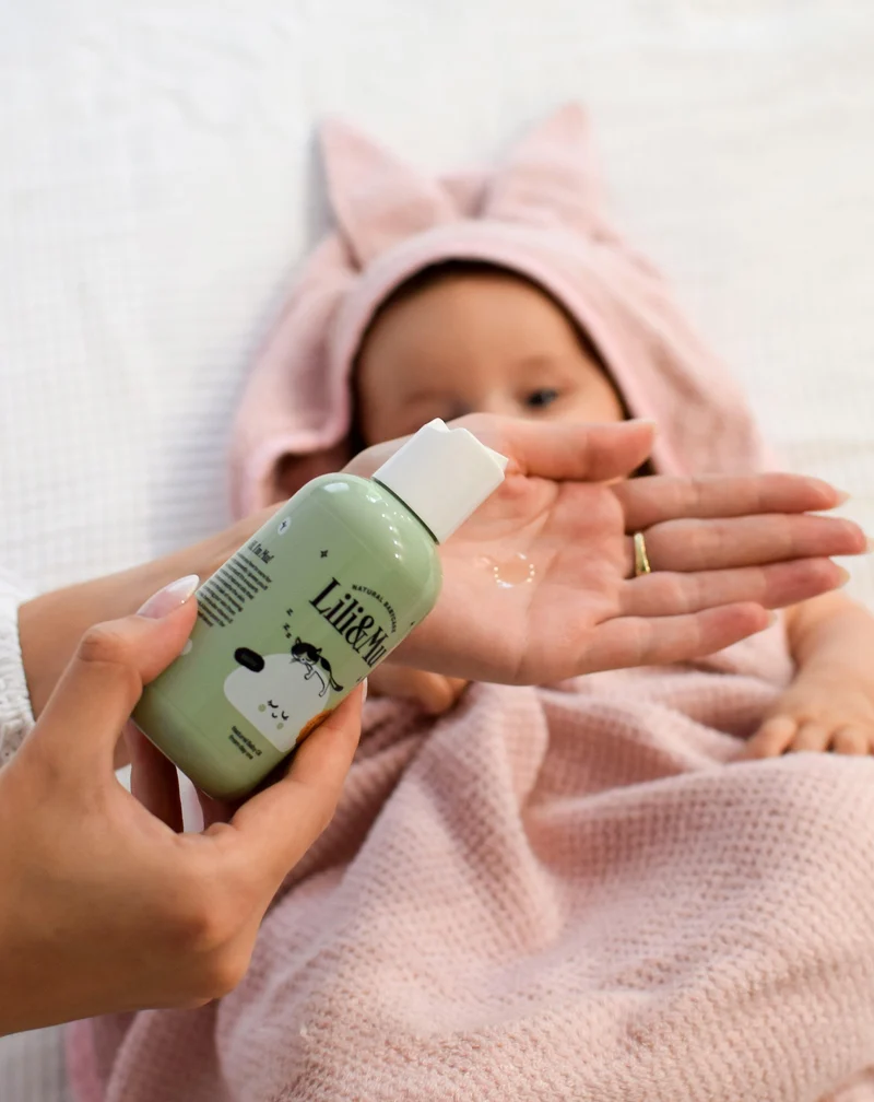 Huile naturelle pour bébé et enfant avec le complexe d'huiles naturelles Lili&Mu