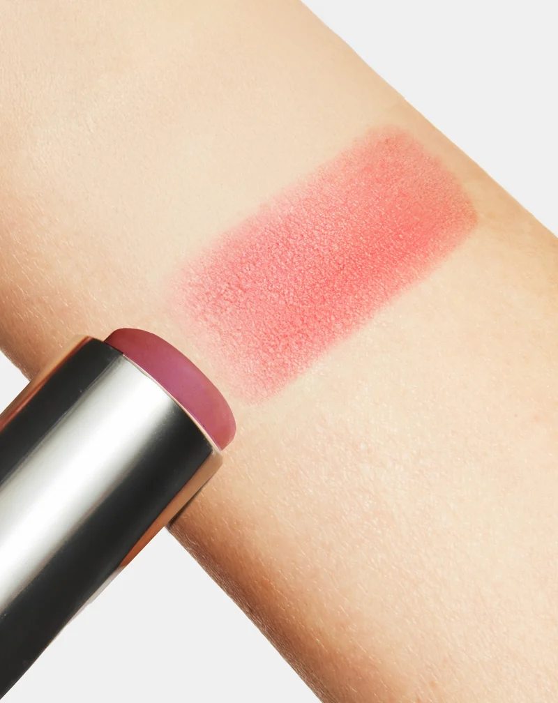 Blush en stick au beurre de karité et à l'huile de ricin pour les femmes de plus de 50 ans Aggie