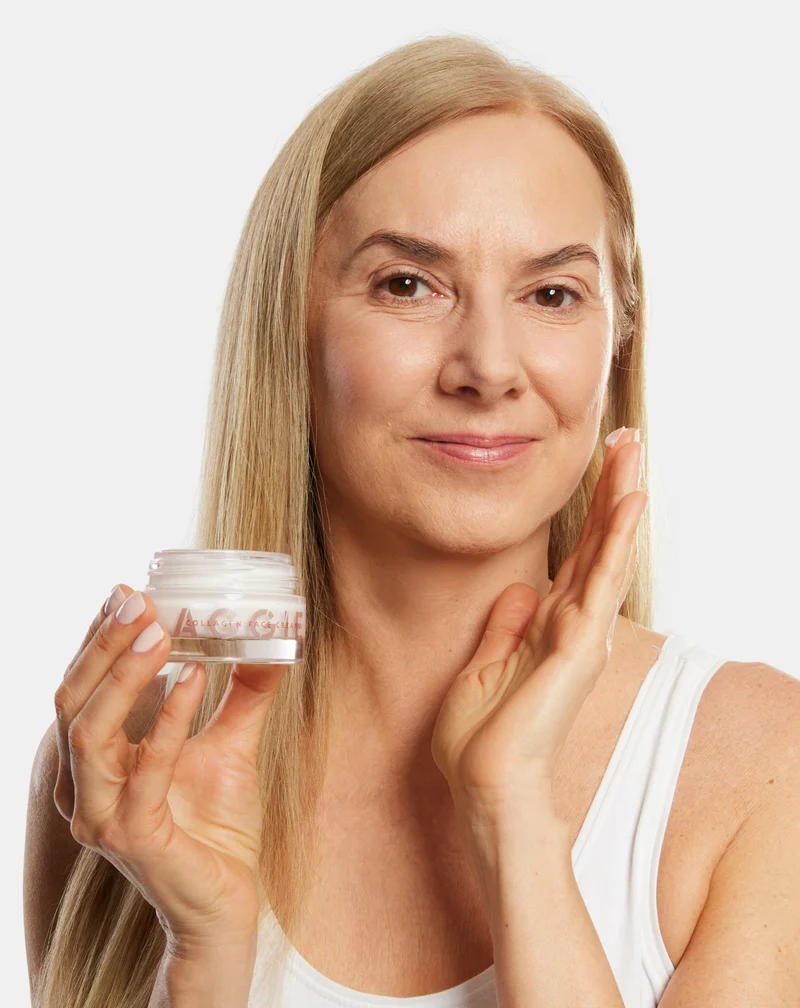 Crème pour peaux matures au collagène, à l'acide hyaluronique et à la vitamine E pour les femmes de plus de 50 ans Aggie
