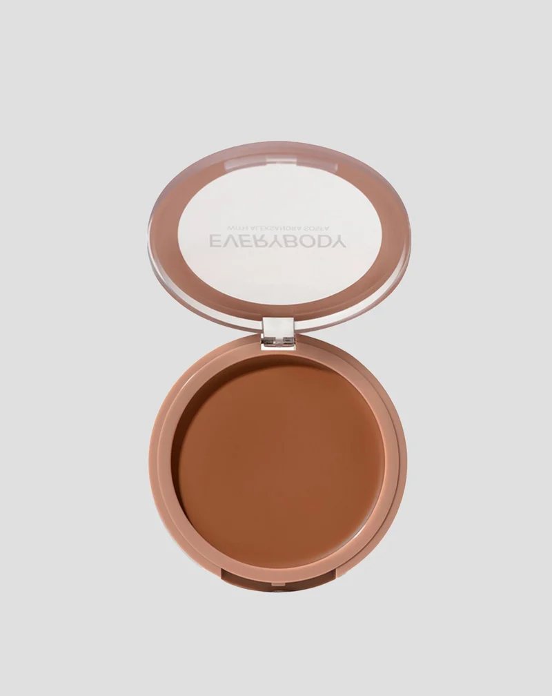Crème bronzante pour le visage pour différents types de peau Tout le monde à Londres
