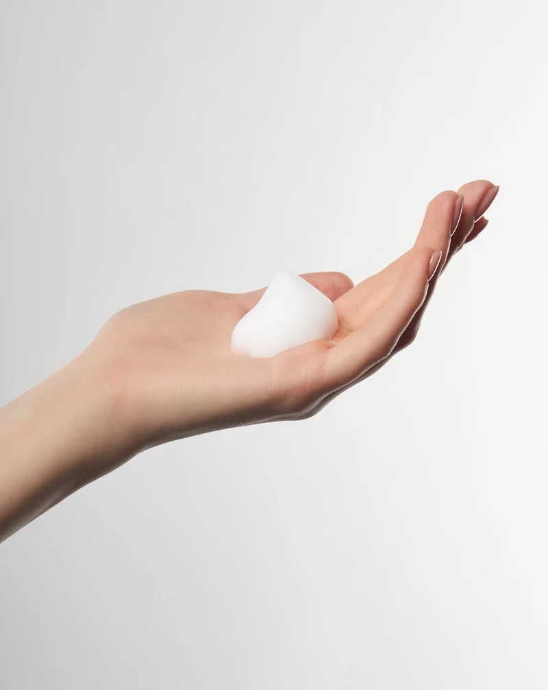 Mousse nettoyante pour le visage purifiante à la fleur d'oranger amer Mel Skin