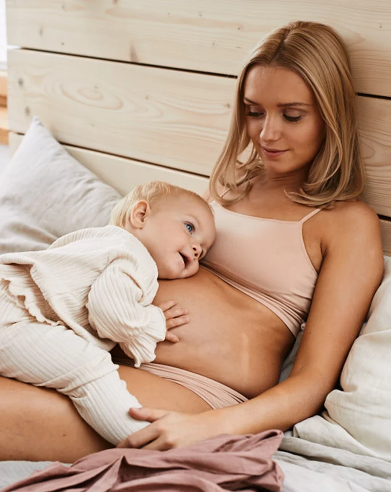 Huile anti-vergetures Lili&Mu pour la peau de l'abdomen, des cuisses et des seins