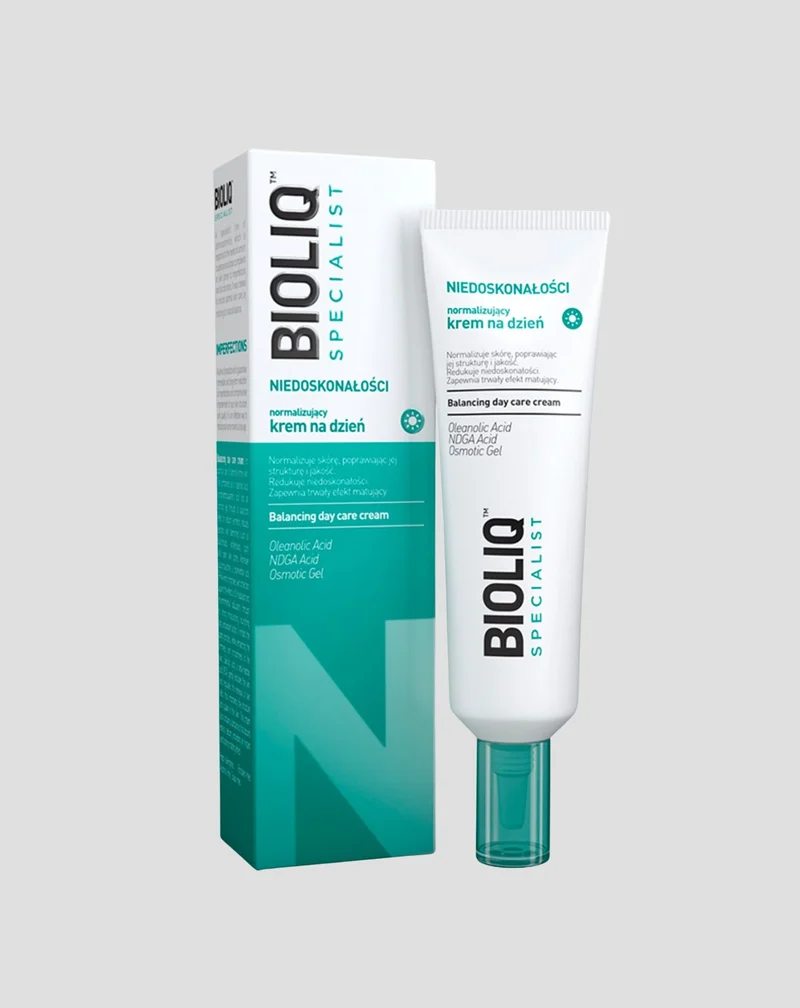 Crème de jour normalisante contre les imperfections de la peau Specialist Bioliq
