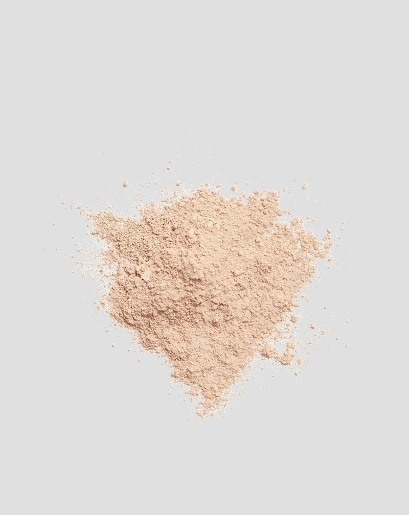Poudre minérale en vrac avec finition mate naturelle 002 Ivory Gosh
