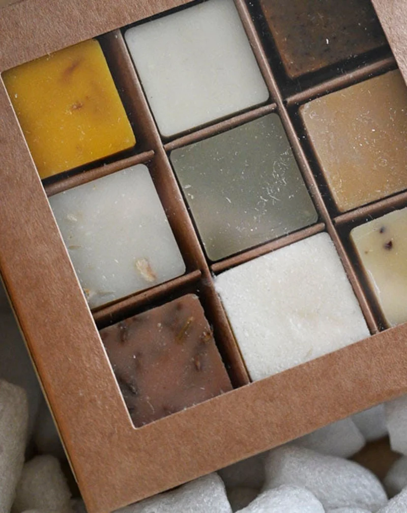 Lot de 9 savons naturels fabriqués à la main Natural Secrets